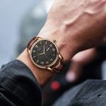 BUREI Men‘s Classic Quartz Wristwatch with Day Date Calendar