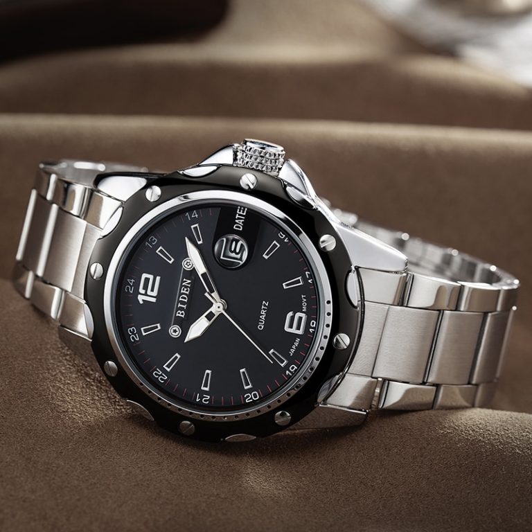 Your Style: Men’s Stainless Steel Quartz Wrist Watch – Date & Water Resistant