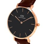 Daniel Wellington Classic Petite St Mawes in Brown 32mm