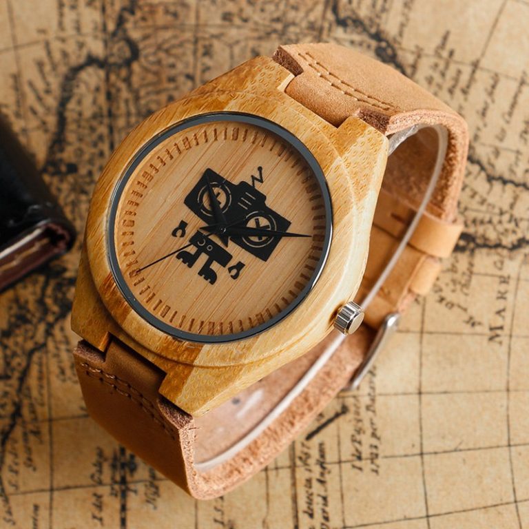 2017 New Arrival Cute Robot Designer Natrual Wood Watch Men Women Analog Wrist Watches Wooden Clock Reloj de madera 2 Cute Robot Designer Natural Wood Watch - Embrace Nature with Style