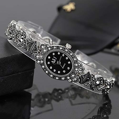 Delicate Gothic Style Ladies Bracelet Watch - Perfect Blend of Cool and Elegant Fashion