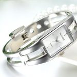 Exquisite Silver Bracelet Watch for Women - Perfect for Every Occasion! ⌚✨