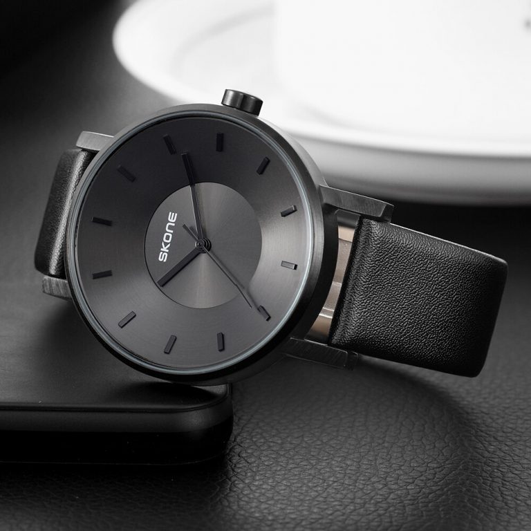 Casual Sport Clock Classical Black Quartz SKONE