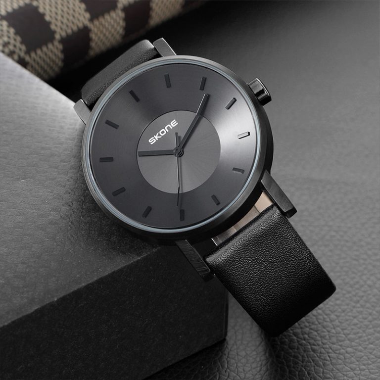 Casual Sport Clock Classical Black Quartz SKONE