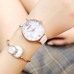 CURREN New Lady Woman Wrist Watches High Quality