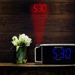 Projection Alarm Clock Radio with USB Charging for Iphone