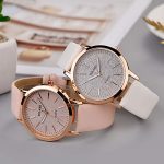 Elegant Women's Minimalist Casual Watch - A Timepiece of Luxury and Versatility