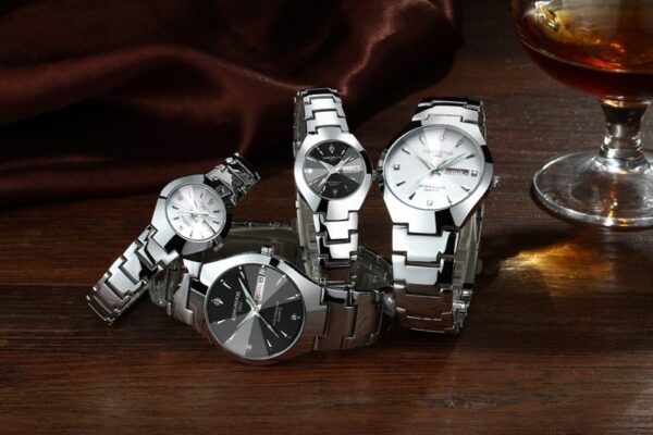 Matching Dual Calendar Wrist Watches for Lovers Matching Dual Calendar Wrist Watches for Lovers