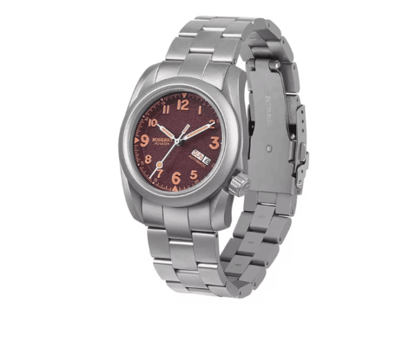 Durable Titanium Field Watch with 100M Waterproof & Seiko NH35 Movement – Perfect for Outdoor Adventures Field Watch with titanium case, 100M water resistance, Seiko NH35 movement, and a nylon strap, ideal for rugged outdoor use.