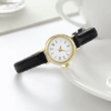 Elegant Women’s Vintage Watch – Retro Oval Dial & PU Leather Strap, Perfect for Everyday Fashion