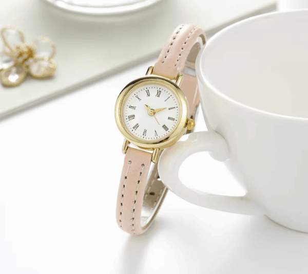 Elegant Women’s Vintage Watch – Retro Oval Dial Elegant Women’s Vintage Watch – Retro Oval Dial & PU Leather Strap, Perfect for Everyday Fashion